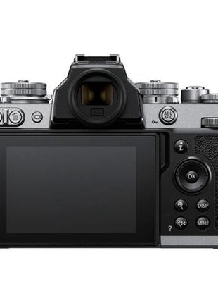Nikon Z fc + 16-50 mm f/3.5-6.3 VR